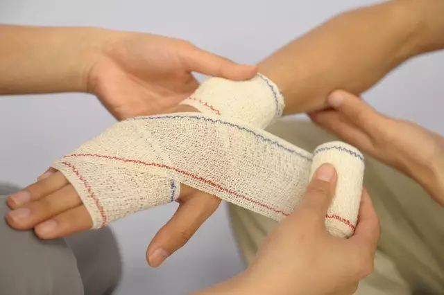 gauze bandage gauze bandage